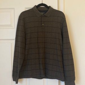 Used Mens Van Heusen Long Sleeve Shirt